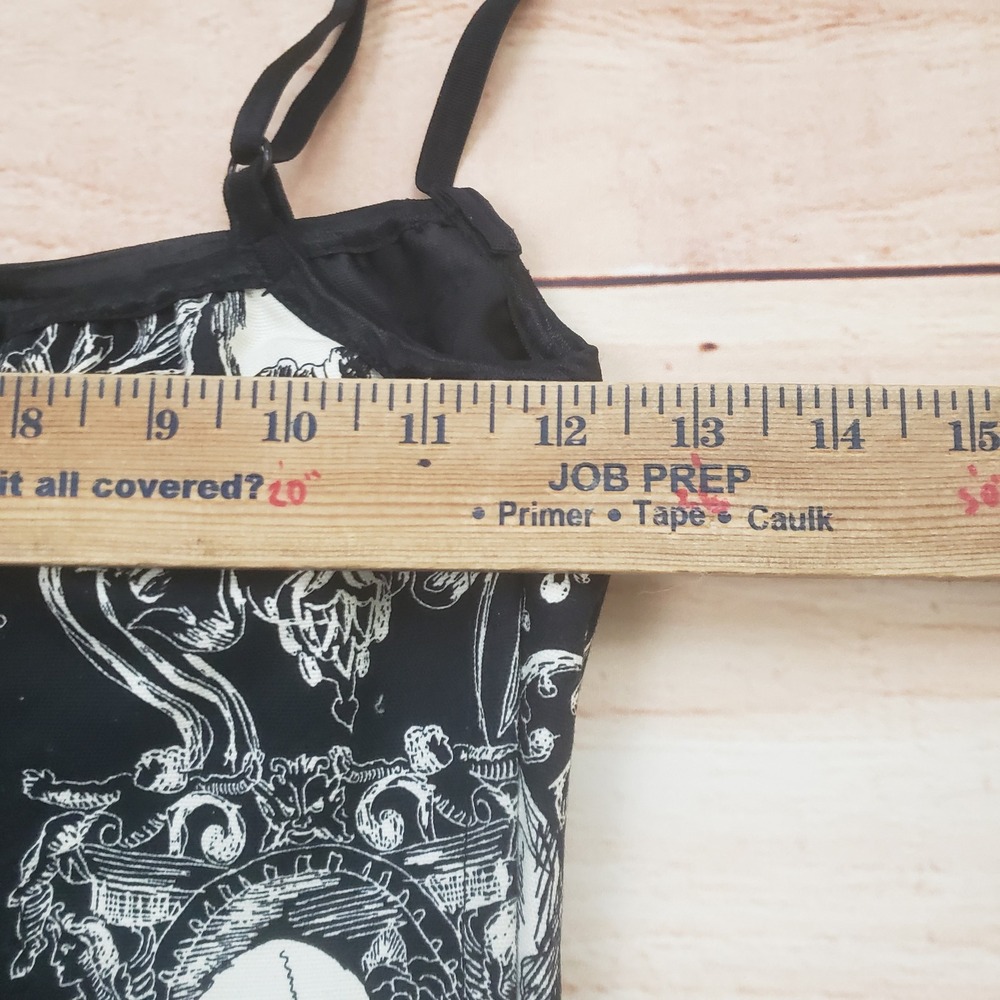 Sold‎ - Picture 8 of 13